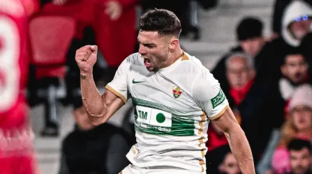 Biography of Lucas Boye The Bull Leading the Alavés Attack