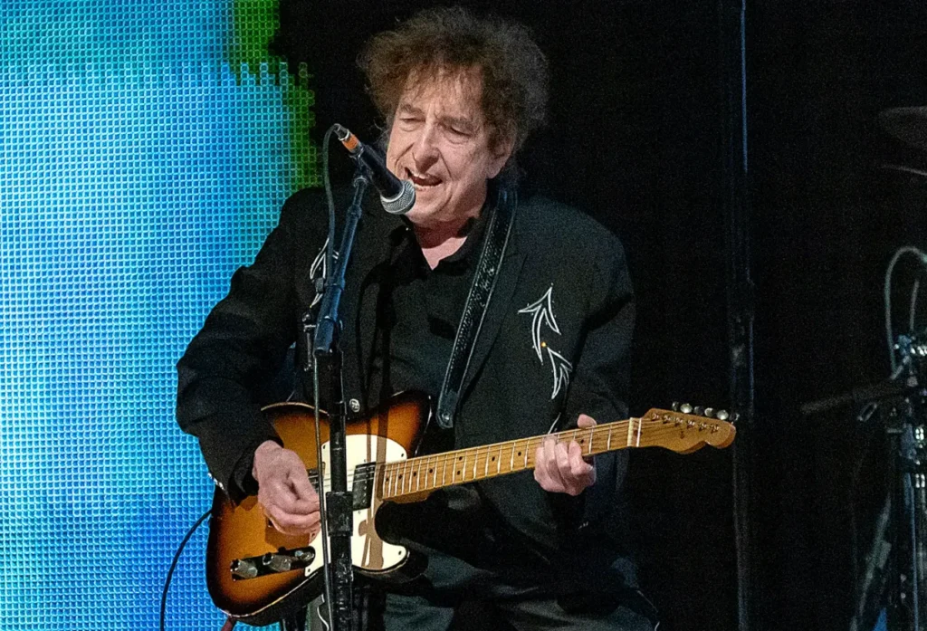 Bob Dylan Height, Age, Net Worth, and Life Story Everything You Need to Know