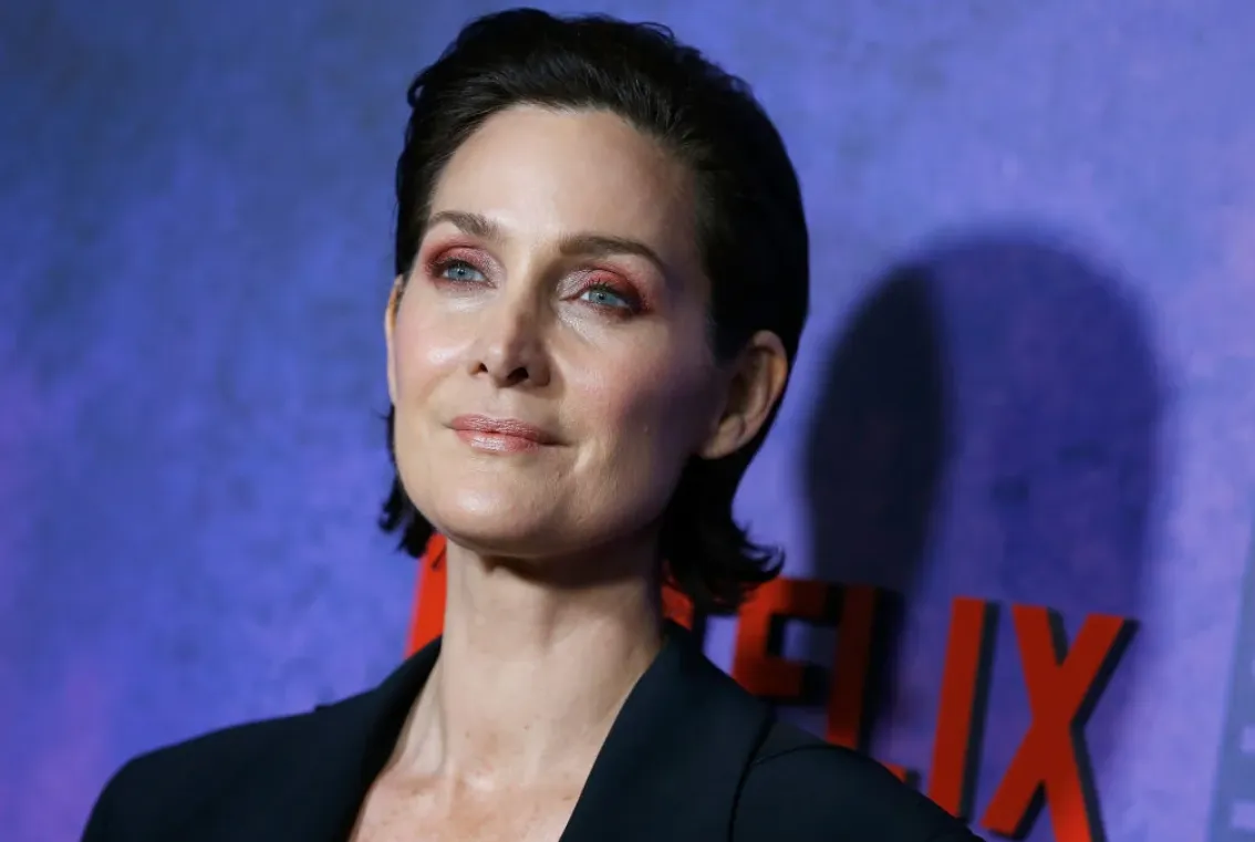 Carrie-Anne Moss Net Worth 2026 Career, Life, and Legacy of a Hollywood Icon