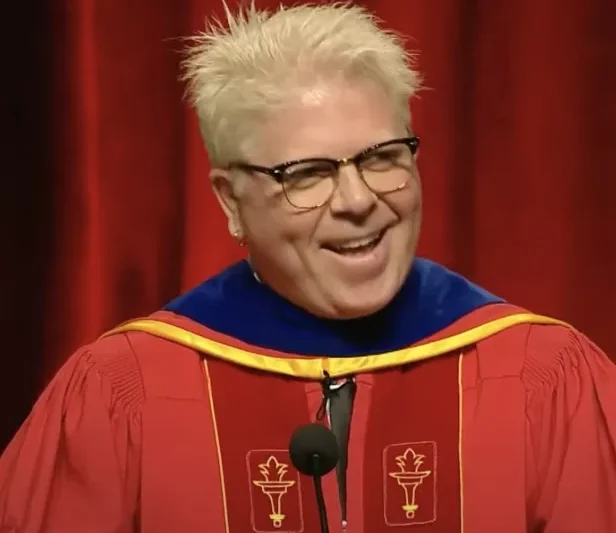Dexter Holland Net Worth (2026): Biography, Career, Income Sources, Lifestyle & More