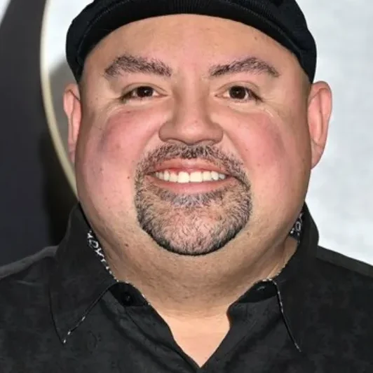 Gabriel Iglesias’ Wife: The Truth About His Love Life, Career, Net Worth, and Lifestyle