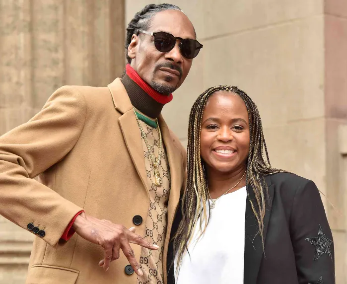 Snoop Dogg’s Wife Inside the Life of Shante Broadus, Family, Love Story, and Legacy