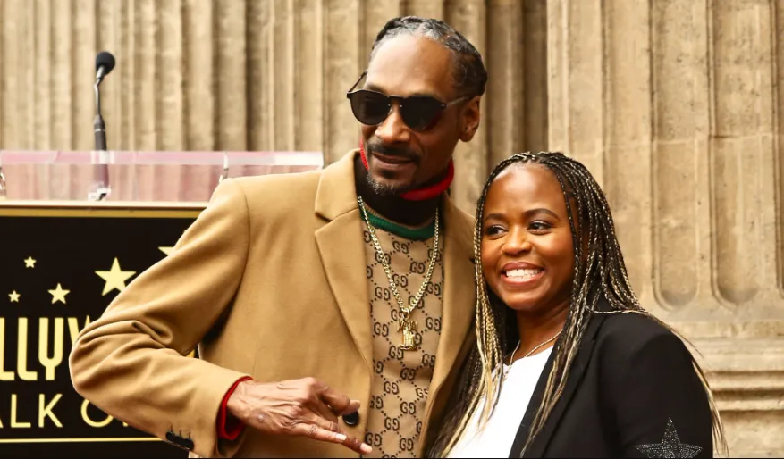 Snoop Dogg’s Wife Inside the Life of Shante Broadus, Family, Love Story, and Legacy