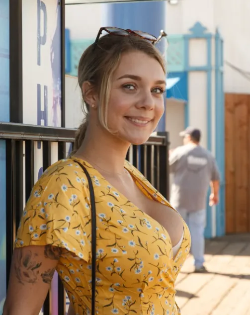 Gabbie Carter Age, Biography, Net Worth, Height, Career, Relationship & More