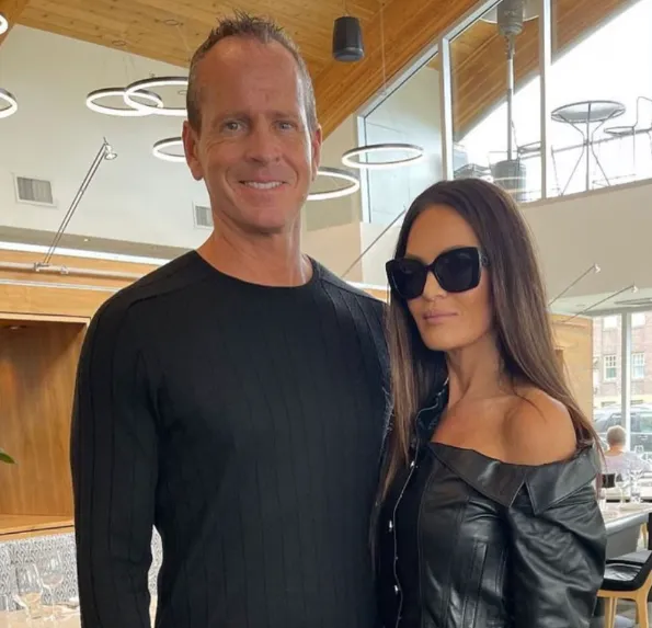 Lisa Barlow Husband Everything to Know About John Barlow, Their Marriage, Net Worth & Family Life