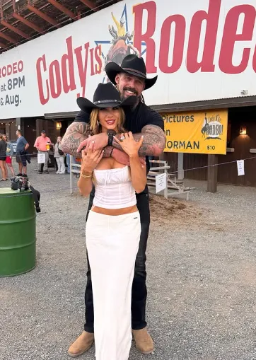 Derek Wolfe's Wife Everything You Need to Know About His Personal Life