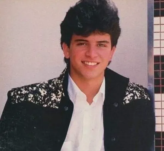 Glenn Medeiros Net Worth, Age, Height, Career, Family & More