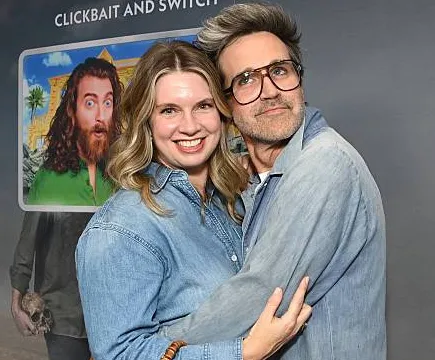 link neal wife
