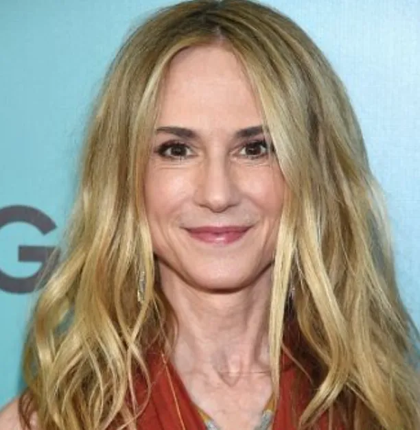 Holly Hunter Height, Age, Net Worth, Biography, Career & More