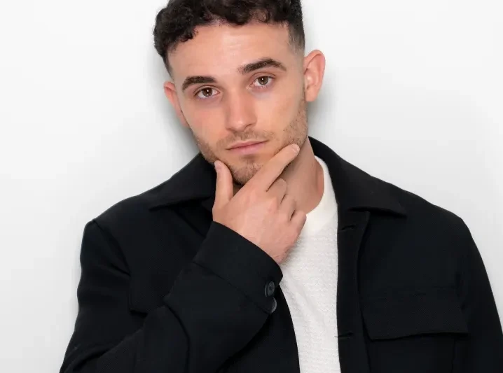 Sambucha Height, Age, Net Worth, Bio & More