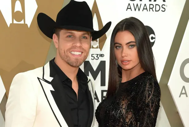 dustin lynch wife