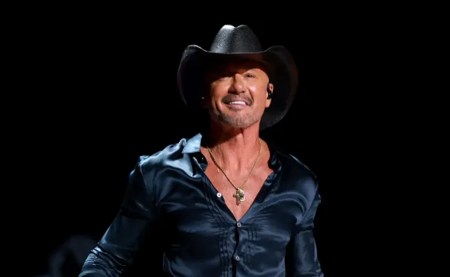 tim mcgraw age